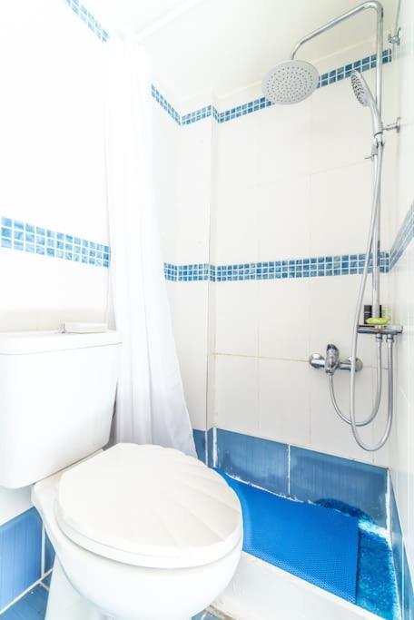 Cozy Apartment In The Heart Of City Center Ираклион Экстерьер фото
