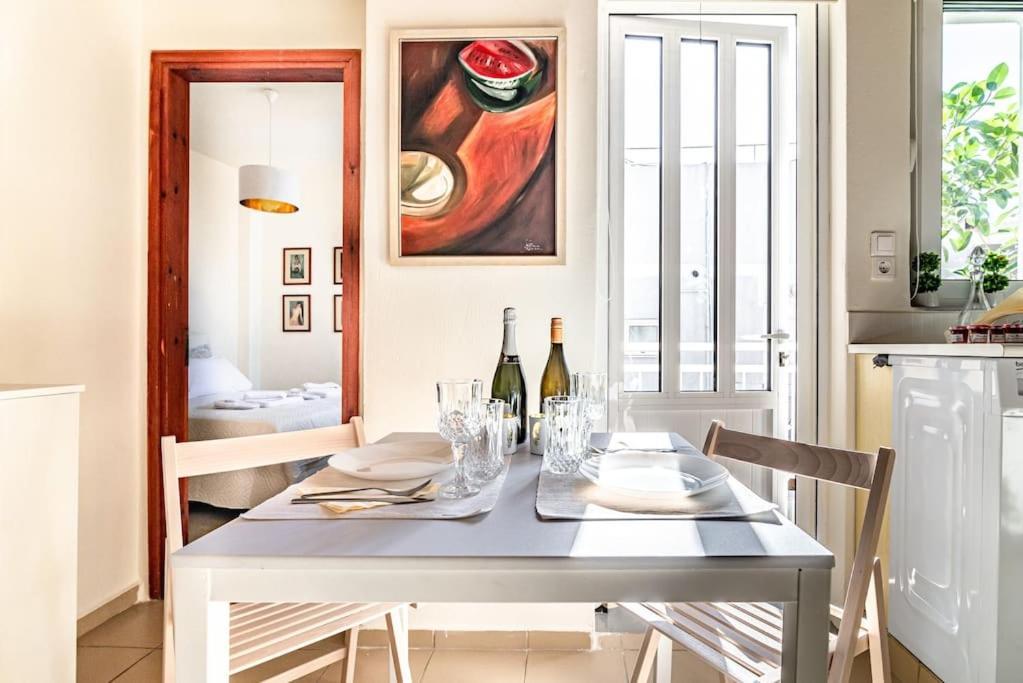 Cozy Apartment In The Heart Of City Center Ираклион Экстерьер фото