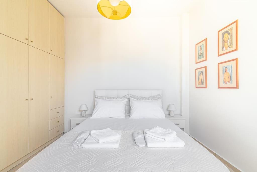 Cozy Apartment In The Heart Of City Center Ираклион Экстерьер фото