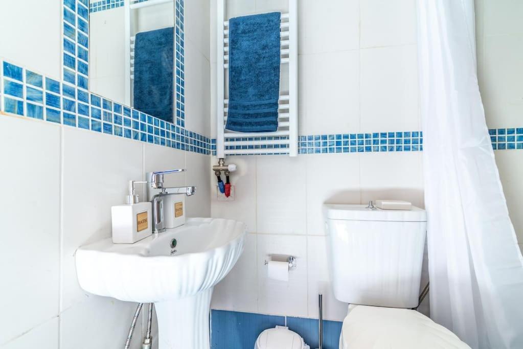 Cozy Apartment In The Heart Of City Center Ираклион Экстерьер фото