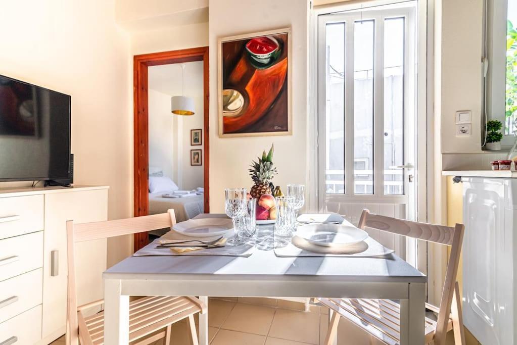 Cozy Apartment In The Heart Of City Center Ираклион Экстерьер фото